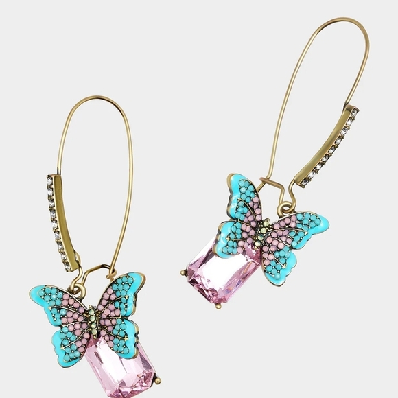 🔹Betsey Johnson🔹️Butterfly Dangle Shephard Earrings with Pink and Blue Accents - Picture 3 of 3